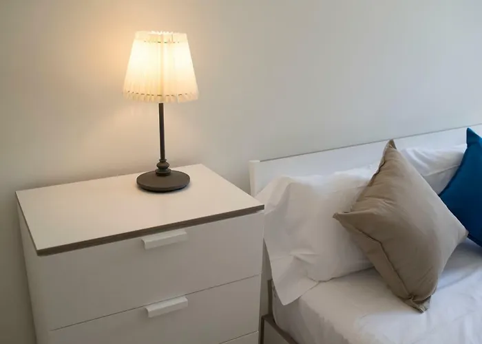 Sleep In Centre Downtown