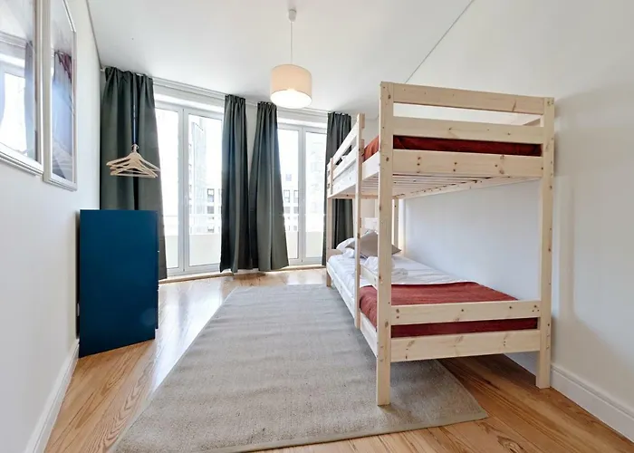 Sleep In Centre Downtown * Oporto