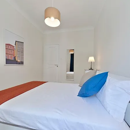 Sleep In Centre Downtown Порту